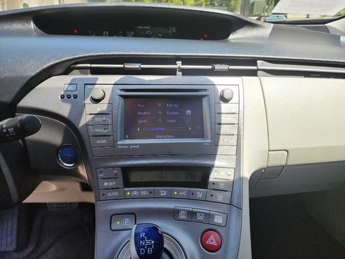 Used 2012 Toyota Prius Three FWD image 17