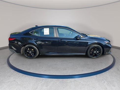 Used 2025 Toyota Camry SE w/ Multimedia Upgrade Package FWD image 4