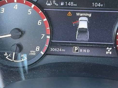 Used 2022 Nissan Frontier PRO-4X w/ Pro-4X Premium Package AWD/4WD image 14