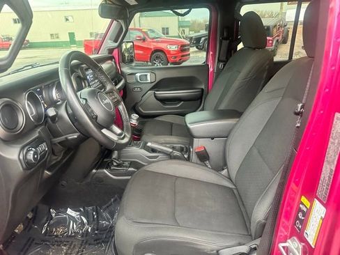 Used 2021 Jeep Wrangler Unlimited Sport AWD/4WD image 19