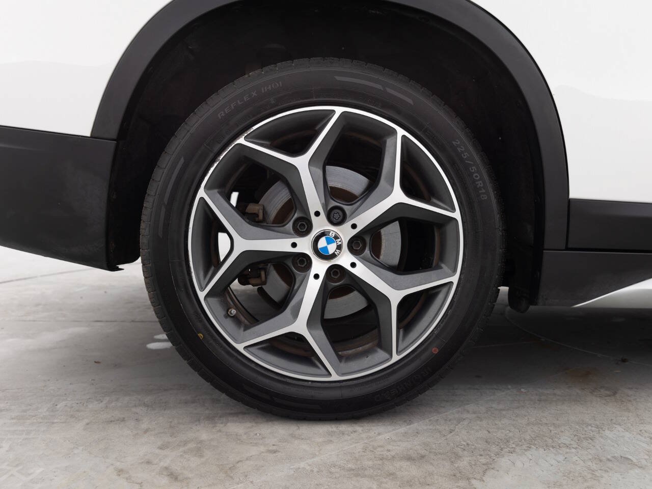 Used 2017 BMW X1 sDrive28i FWD image 19