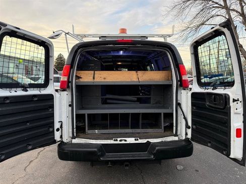 Used 2014 GMC Savana 2500 w/ Cold Climate Package RWD image 28