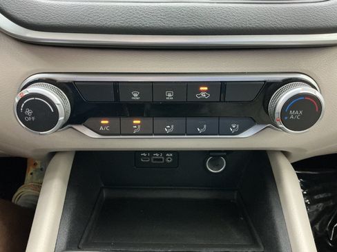 Used 2019 Nissan Altima 2.5 S FWD image 35