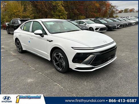 New 2026 Hyundai Sonata SEL image 1