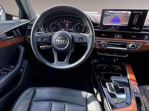Used 2023 Audi A4 2.0T Premium image 8