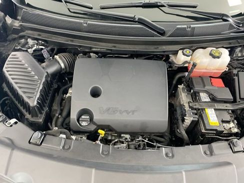 Used 2023 Chevrolet Traverse LT w/ LPO, Floor Liner Package image 16