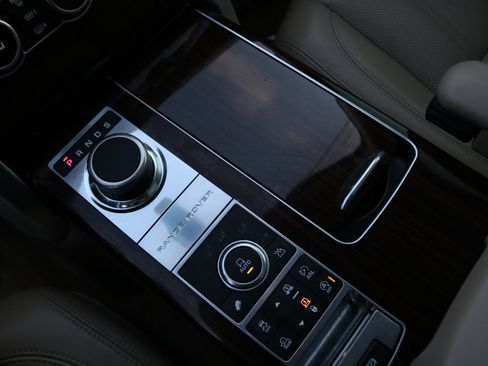 Used 2016 Land Rover Range Rover Supercharged image 31