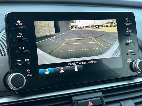 Used 2020 Honda Accord Sport image 17