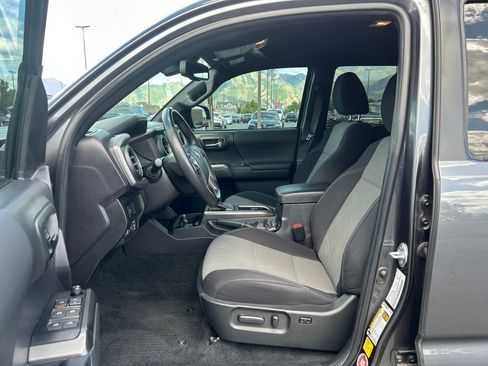 Certified 2023 Toyota Tacoma TRD Sport AWD/4WD image 12