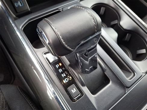 Certified 2022 Ford F150 XLT w/ Equipment Group 302A High image 12