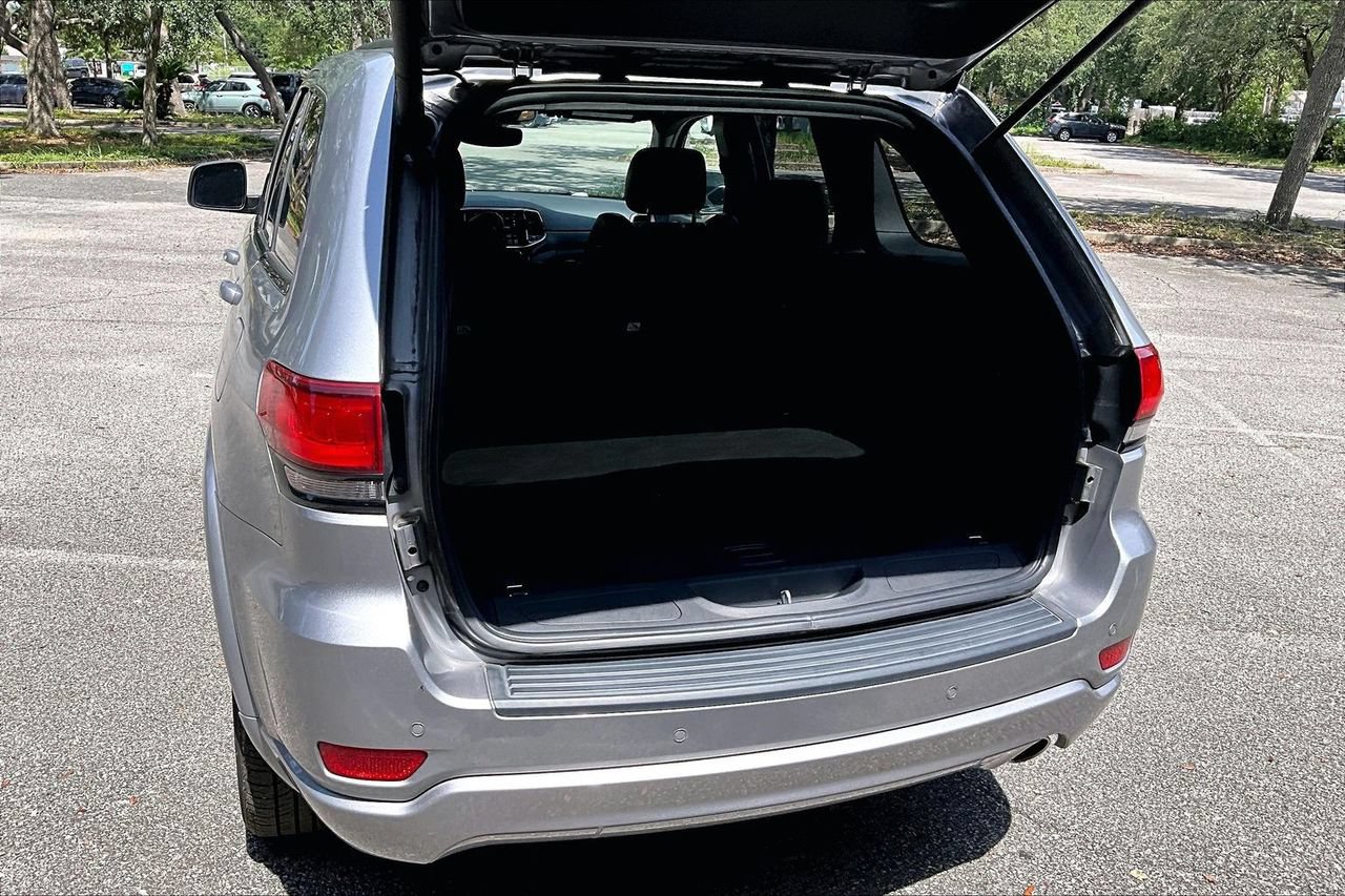 Used 2019 Jeep Grand Cherokee Altitude AWD/4WD image 35