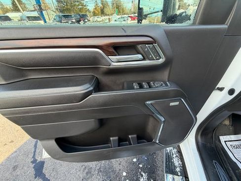 Used 2024 GMC Sierra 2500 SLT w/ SLT Premium Package image 7