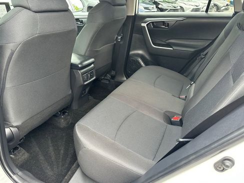 Used 2025 Toyota RAV4 LE AWD/4WD image 14