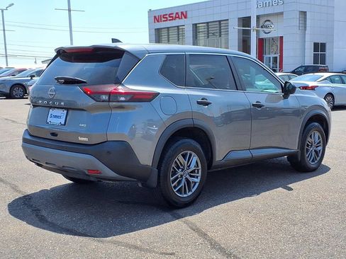 Used 2022 Nissan Rogue S AWD/4WD image 8