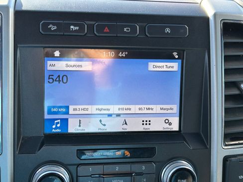 Used 2019 Ford F150 Lariat w/ Equipment Group 502A Luxury image 19