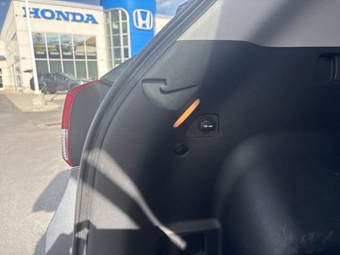 Used 2016 Hyundai Tucson Sport image 24