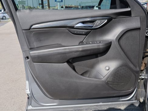 Used 2022 Buick Envision Essence w/ Safety Package image 23