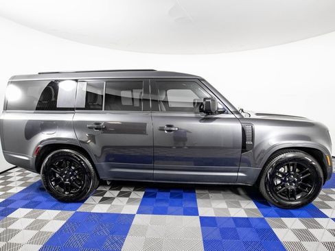 Used 2026 Land Rover Defender 130 S image 4