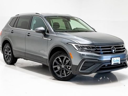 Used 2023 Volkswagen Tiguan SE FWD image 6