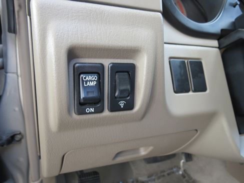 Used 2004 Nissan Frontier XE w/ (VTP) Value Truck Pkg image 15