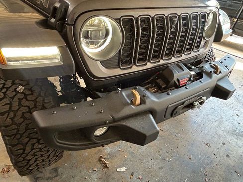 New 2025 Jeep Wrangler Unlimited Rubicon 392 image 19