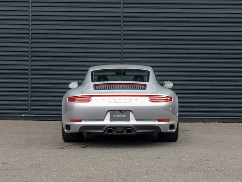 Certified 2019 Porsche 911 Carrera 4S AWD/4WD image 7