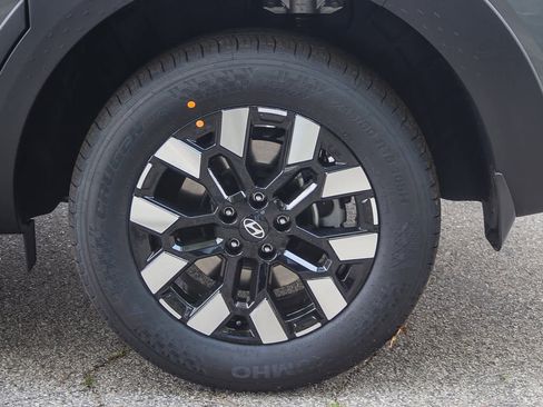 New 2025 Hyundai Santa Cruz SE image 8