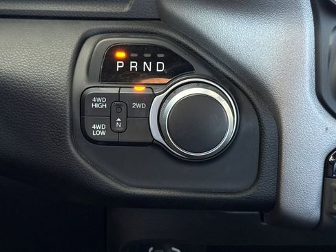 Used 2024 RAM 2500 Big Horn image 30