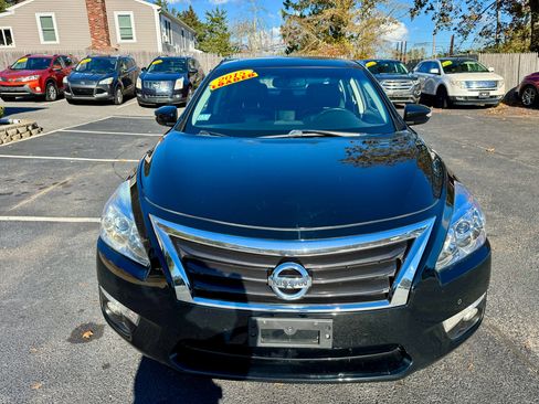 Used 2015 Nissan Altima 3.5 SL image 2