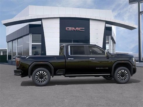 New 2026 GMC Sierra 2500 Denali Ultimate image 5