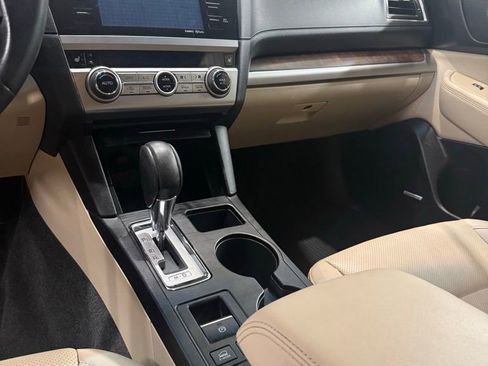 Used 2015 Subaru Outback 3.6R Limited AWD/4WD image 10