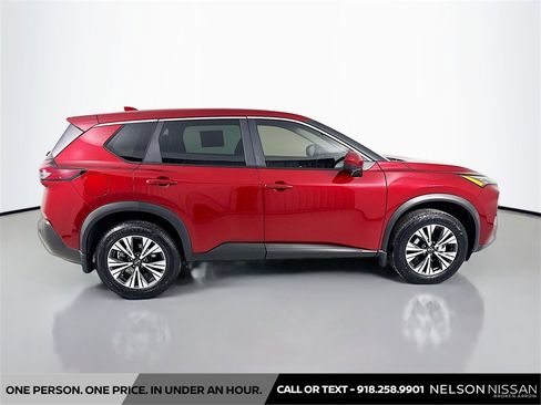 Certified 2023 Nissan Rogue SV image 4