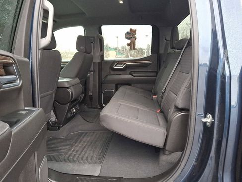 Used 2023 Chevrolet Silverado 1500 LT image 10