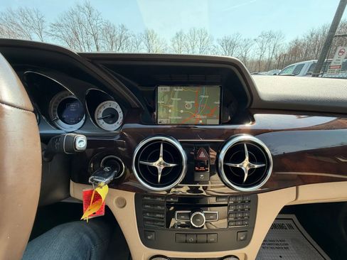 Used 2014 Mercedes-Benz GLK 350 4MATIC image 24