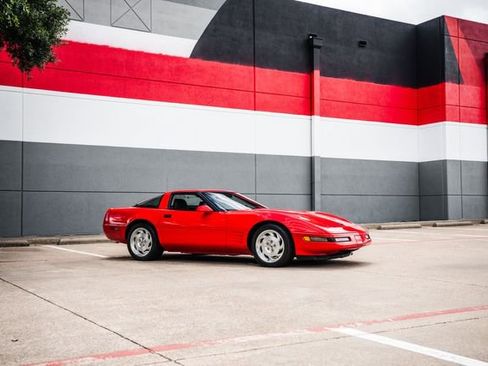 Used 1994 Chevrolet Corvette Coupe RWD image 55