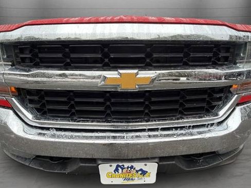 Used 2018 Chevrolet Silverado 1500 LT w/ All Star Edition image 23