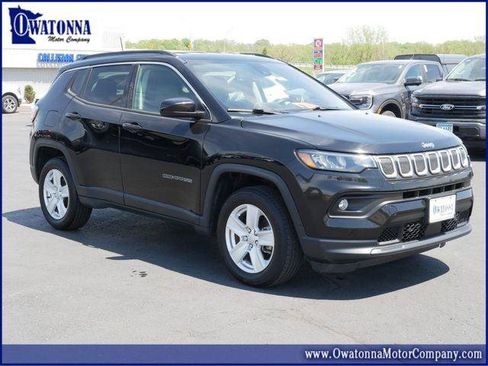 Certified 2022 Jeep Compass Latitude w/ Convenience Group AWD/4WD image 1