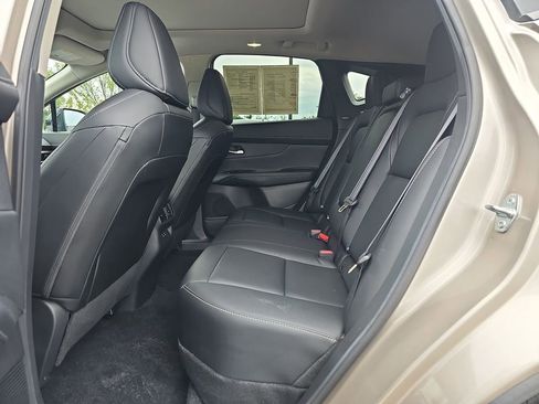 Used 2025 Nissan Murano SL AWD/4WD image 19
