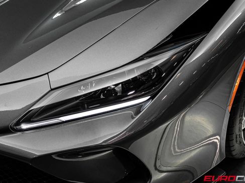 Used 2021 Ferrari F8 Tributo RWD image 13