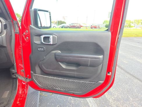 Used 2021 Jeep Wrangler Unlimited Sport AWD/4WD image 29