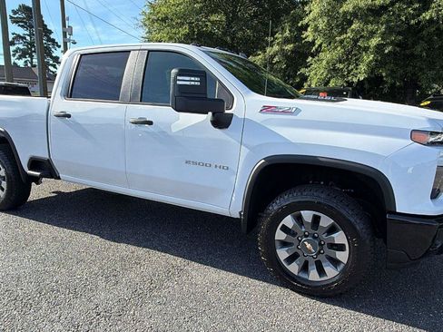 New 2026 Chevrolet Silverado 2500 Custom w/ Custom Value Package AWD/4WD image 6