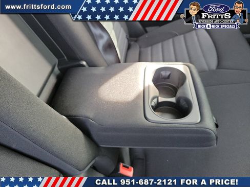 Certified 2024 Ford Edge SE w/ Black Appearance Package image 16