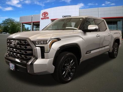 Used 2023 Toyota Tundra Platinum AWD/4WD image 5