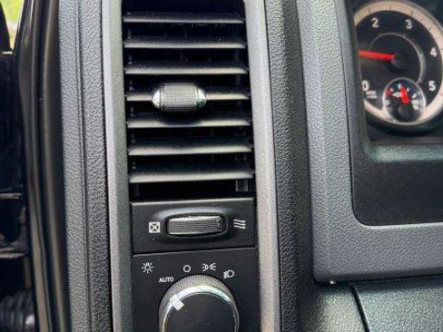 Used 2016 RAM 1500 Tradesman w/ Popular Equipment Group AWD/4WD image 13