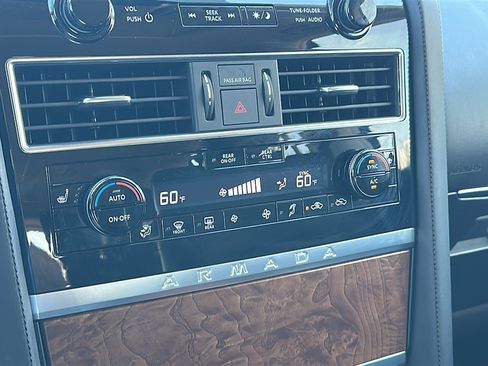 Used 2023 Nissan Armada SL w/ Captain's Chairs Package image 34