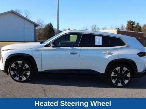 Used 2023 BMW XM AWD/4WD image 6