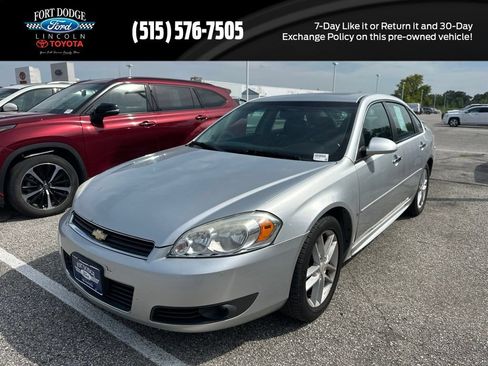 Used 2009 Chevrolet Impala LTZ FWD image 1