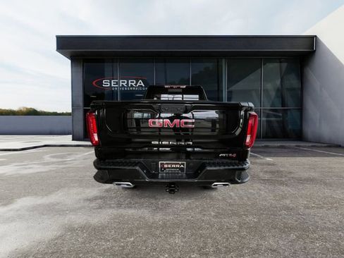 Used 2025 GMC Sierra 1500 AT4 w/ AT4 Premium Package AWD/4WD image 3