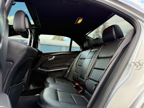 Used 2014 Mercedes-Benz E 350 4MATIC Sedan image 16