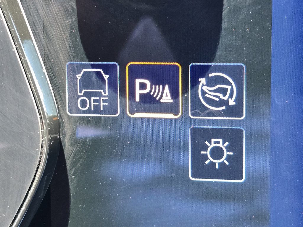 Used 2025 Chevrolet Equinox EV LT FWD image 32